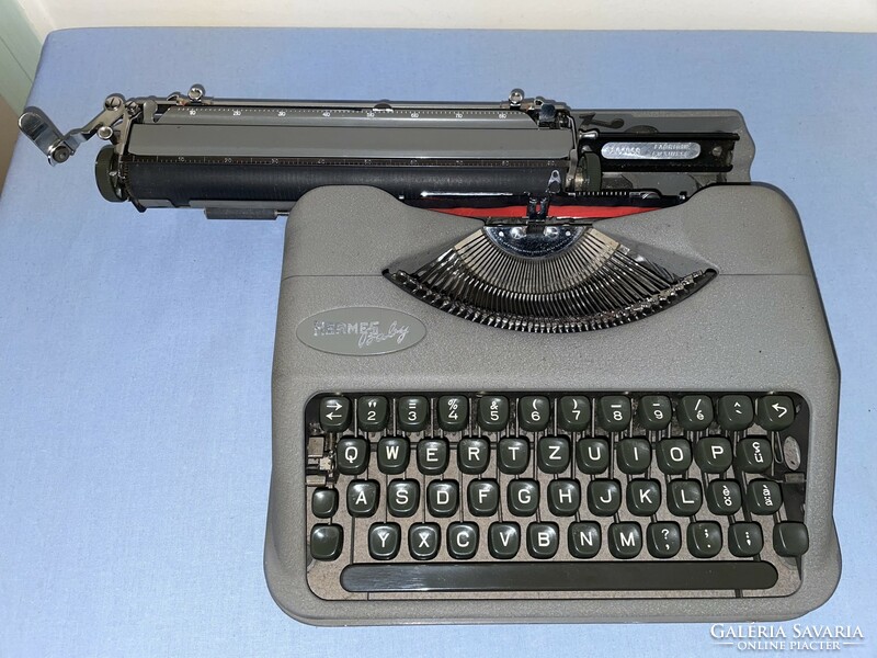 Hermes baby typewriter