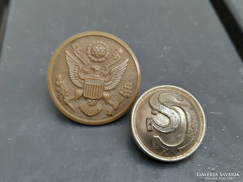 2 military buttons in one