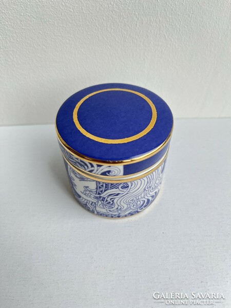 Rare purple porcelain jar designed by Hólloháza, Saxon Ender