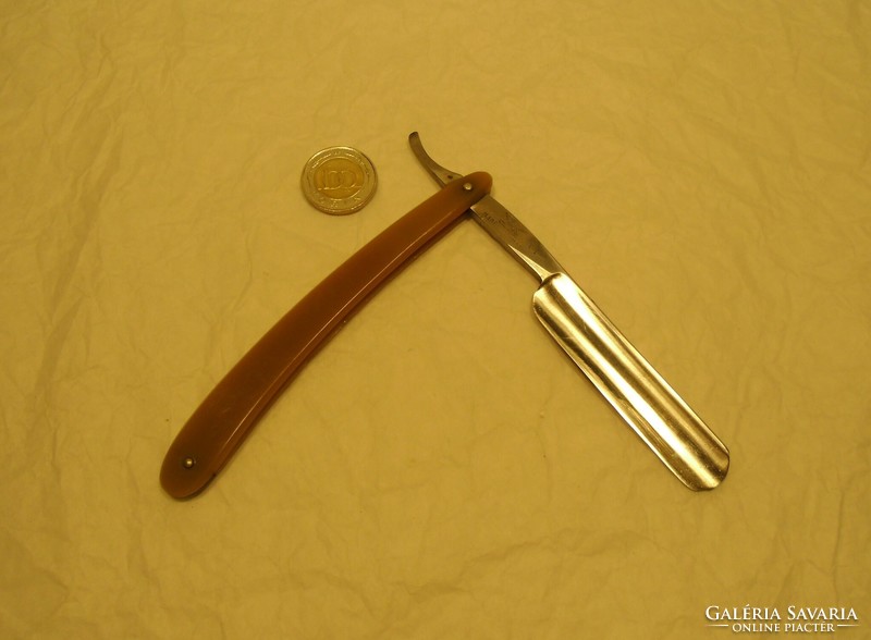Old ern germany razor ii. From collection