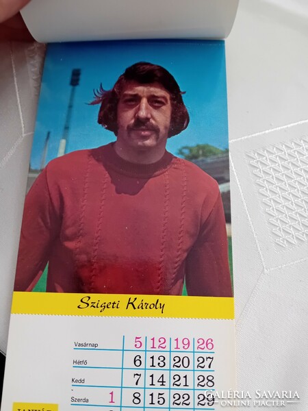 Újpest 1975 képeslap naptár