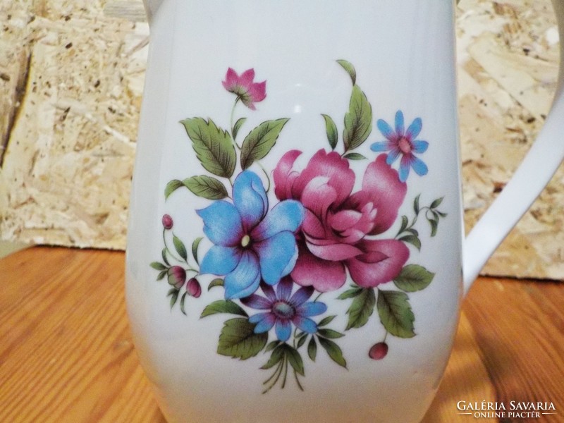 Plain flower jug