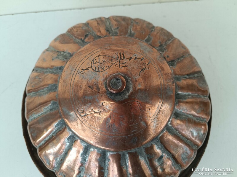 Antik arab konyhai eszköz ónozott vörösréz kuszkusz edény fedővel vésett poncolt díszítés 757 8800