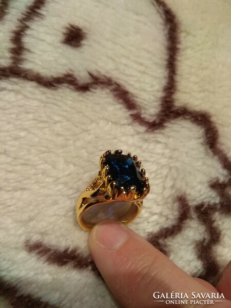 Silver ring, gold-plated, with blue sapphire