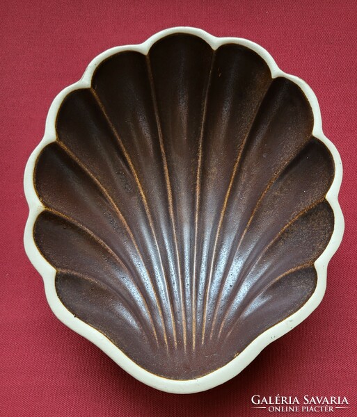 Shell-shaped porcelain ceramic serving bowl serving table centerpiece oven shape oven dish