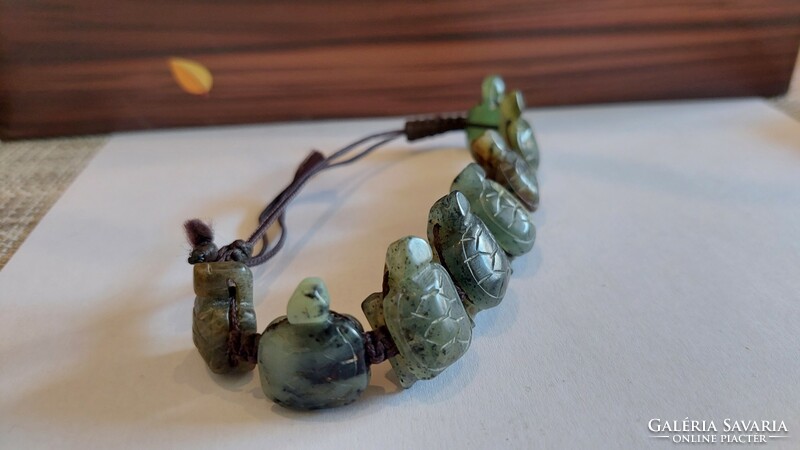 Hand Carved Jade Sea Turtle Tibetan Jewelry Stone Turtle Bracelet