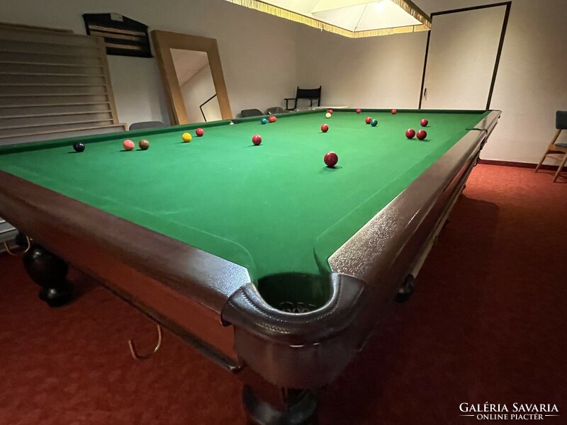 Eladó verseny snooker asztal