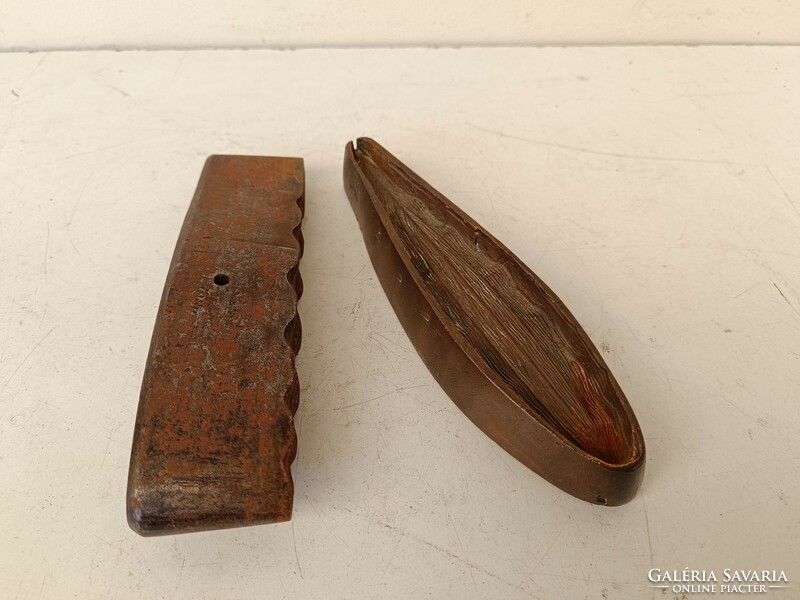 Antique embossing press tool leaf-shaped casting mold printing template 798 8740