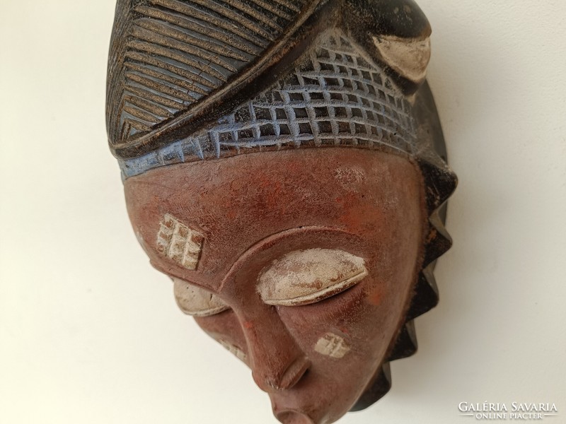 Antique patina Africa African Baule ethnic group wooden mask ivory coast African mask 736 drum 44