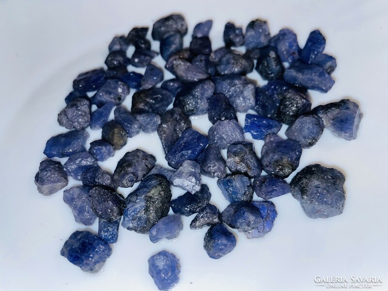 Tanzanite unpolished gems - 100g - rarity!