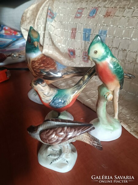 4 ceramic birds in one