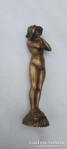 Bájos szecessziós női akt szobor - tömör réz 13 cm.