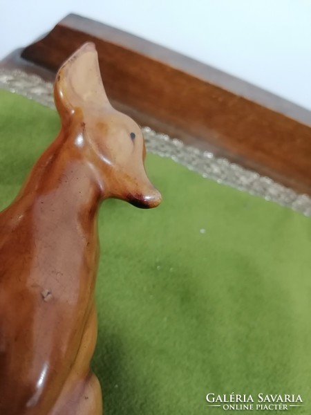 Art deco style glazed ceramic fox, the tip of the ear is sercent