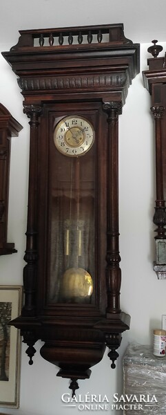 Huge wall clock