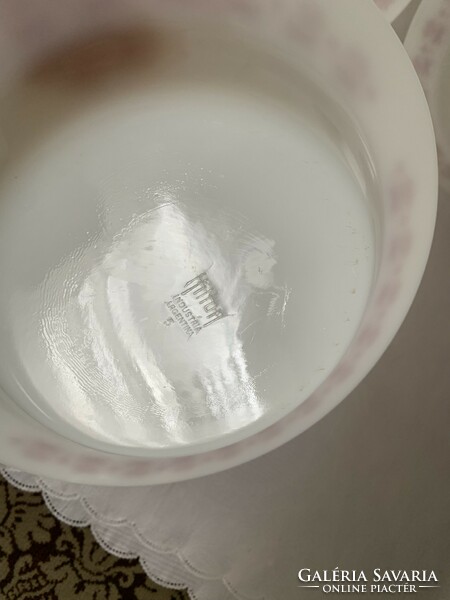 Hilton Industria tányér szett tálaló tányérokka 6-6-6 db tejüveges leveses lapos kistányér szett