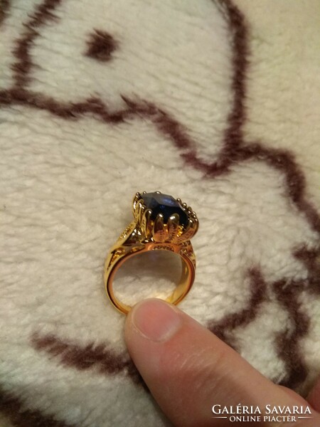 Silver ring, gold-plated, with blue sapphire