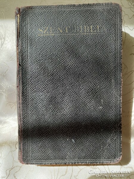 Holy Bible translated by Károlí Gáspár 1921.