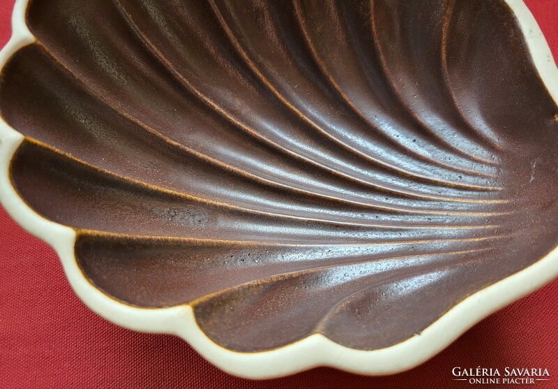 Kagyló alakú porcelán kerámia tálaló tál kínáló asztalközép sütő forma sütőtál