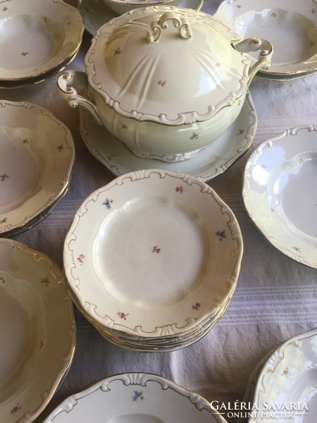 Zsolnay tableware