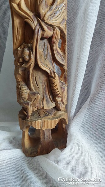 Eastern wooden statue, goddess with tendrils, 34 cm
