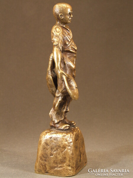 CSAVARGÓ, bronz szobor (090614)