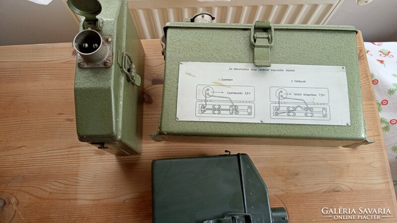 Katonai akkumulátor doboz 3db