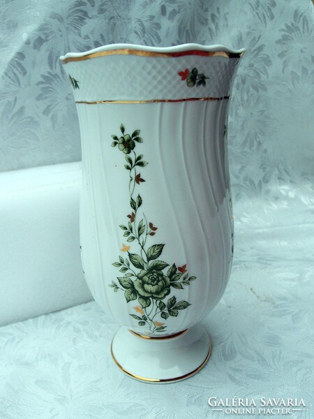 Hollóháza Erika patterned vase 21.5 cm