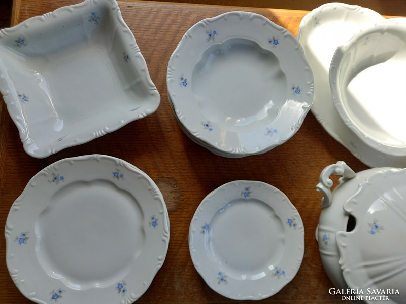 Zsolnay porcelain dinner set for 6 people, with flower pattern decor, five-tower mark