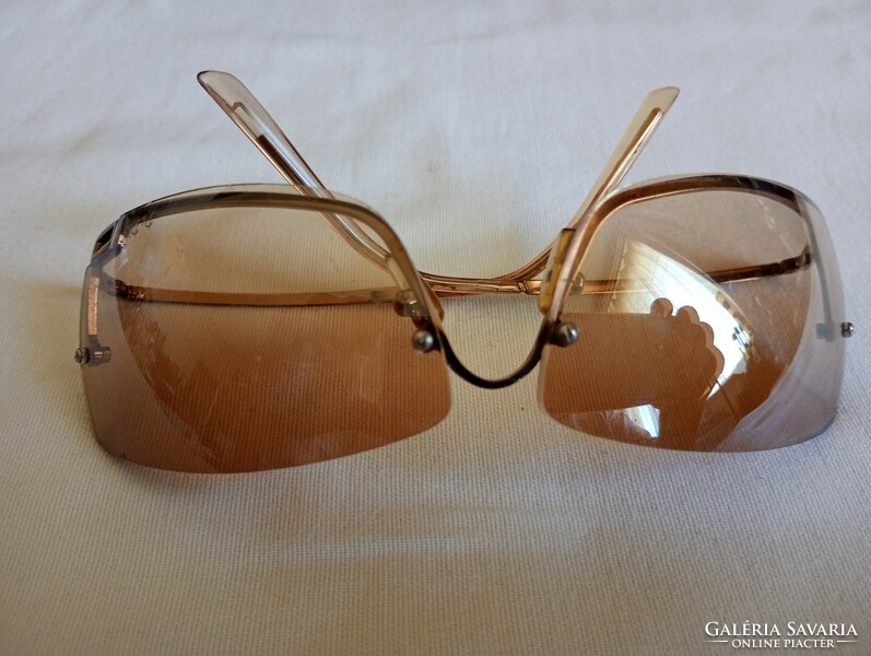 Sunglasses, sun glasses, inverted, unique Gucci shape, Hungarian touch