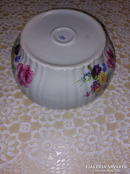 Zsolnay beautiful rose porcelain coma bowl, wall bowl, scone, soup bowl