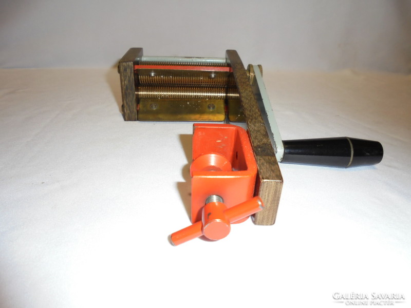 Retro pasta cutter, pasta cutting machine - copper insert, brand new