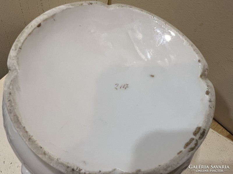 Szecessziós,ibolyás- gyöngyvirágos kancsó, 22 cm-es. 4602