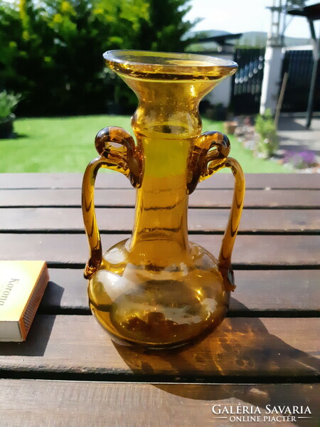 Régi muránói stílusú borostyán üveg