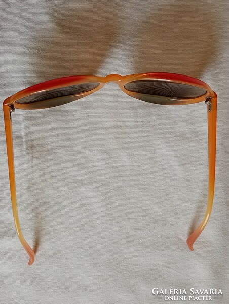 Napszemüveg 02 retro szemüveg 60 évek