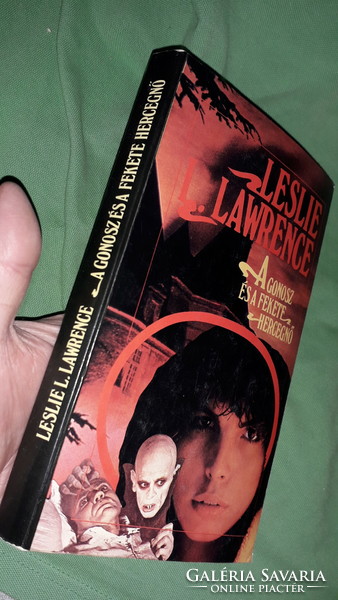 1989. Leslie L. Lawrence :A Gonosz és a Fekete Hercegnő könyv regény a képek szerint PANNON