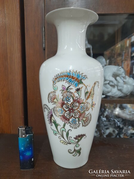 Zsolnay flower pattern vase. 27 Cm.