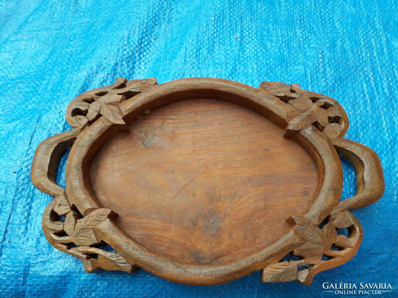 Beautiful valuable wooden carved Indian tray 30x20 cm. New.