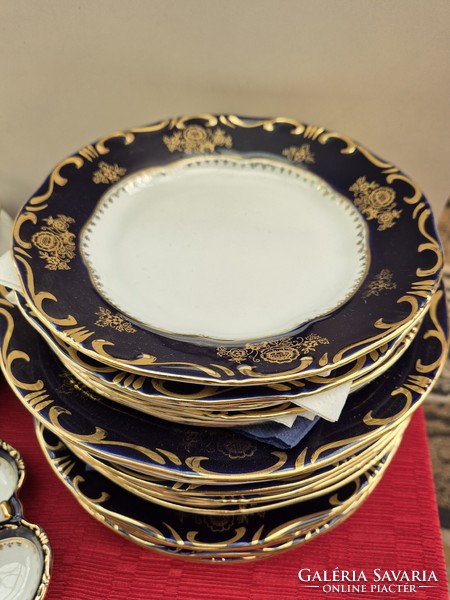 Zsolnay pompadour i tableware