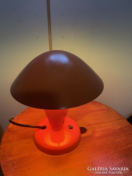 Joseph loop napako lamp