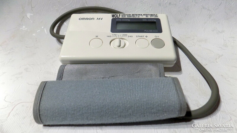 Omron m4 automatic upper arm blood pressure monitor
