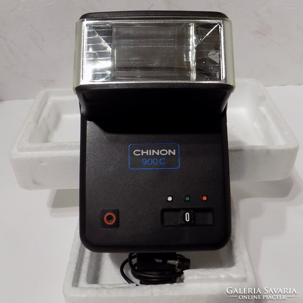 Chinon 900c camera flash