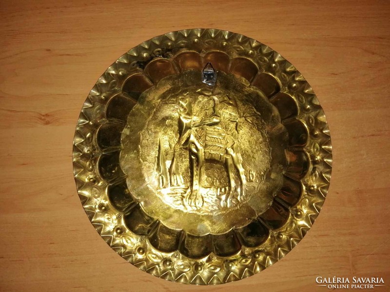Copper wall plate with Egyptian camel pattern - 25 cm (n)
