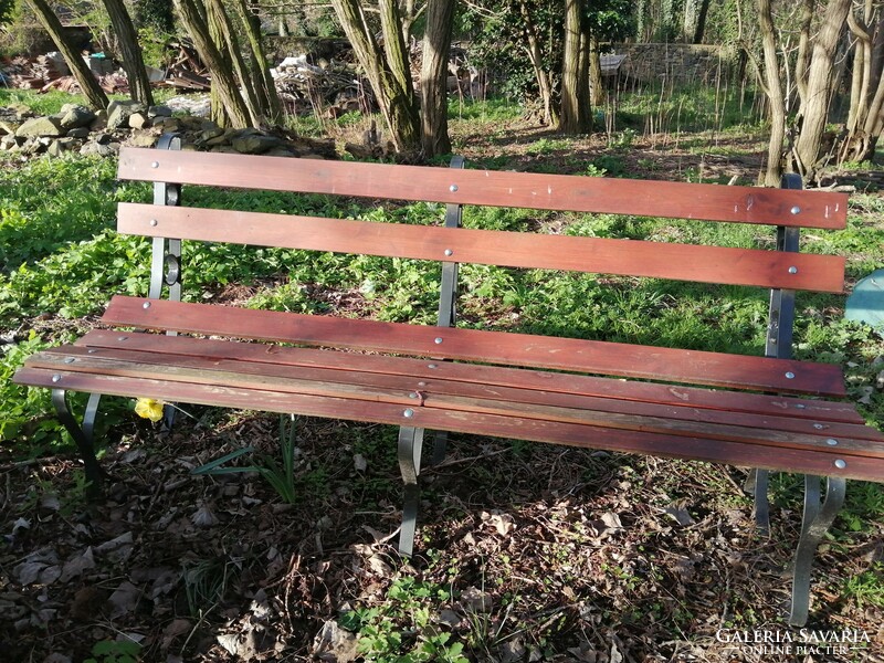 Old cast iron garden bench renovated