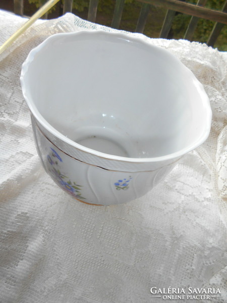 Hollóháza porcelain bowl with morning glory pattern. Mouth size 16, height 14 cm