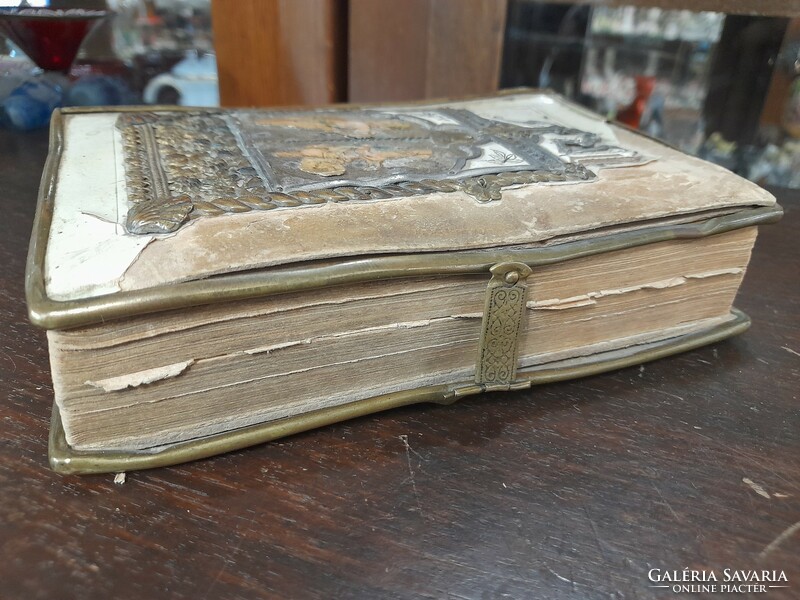 Old religious copperplate illustrated prayer and hymn book.