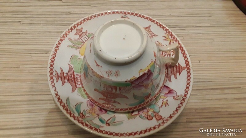 Antik Keleti mintás fajansz teás csésze kistányéral.