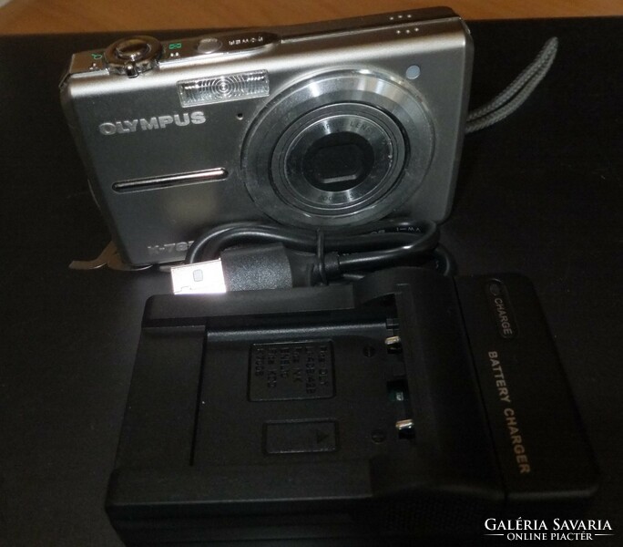 Olympus x785 digital camera