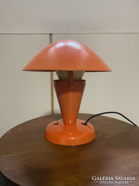 Joseph loop napako lamp