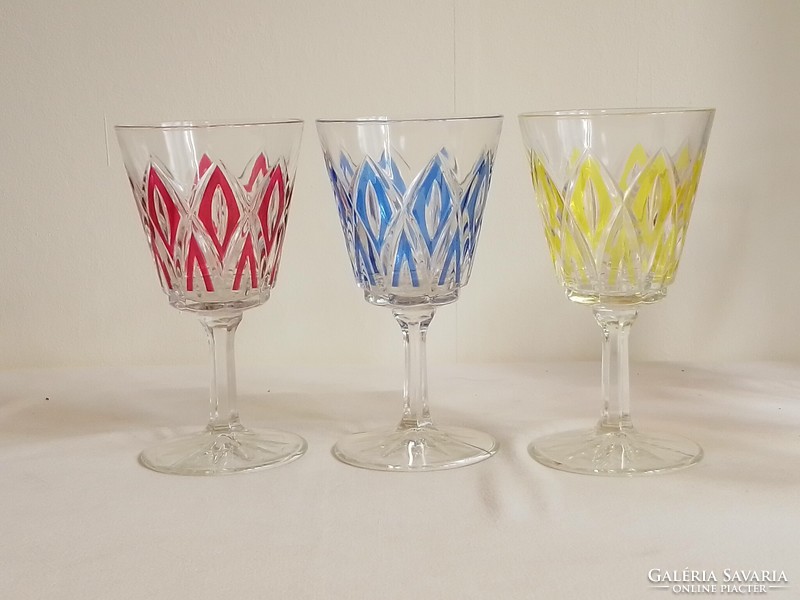 Hat darab kék sárga piros színes régi francia vintage Reims boros kristály üveg pohár kehely készlet
