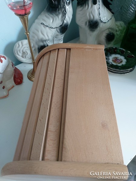 Natural wood bread rack for sale in excellent condition